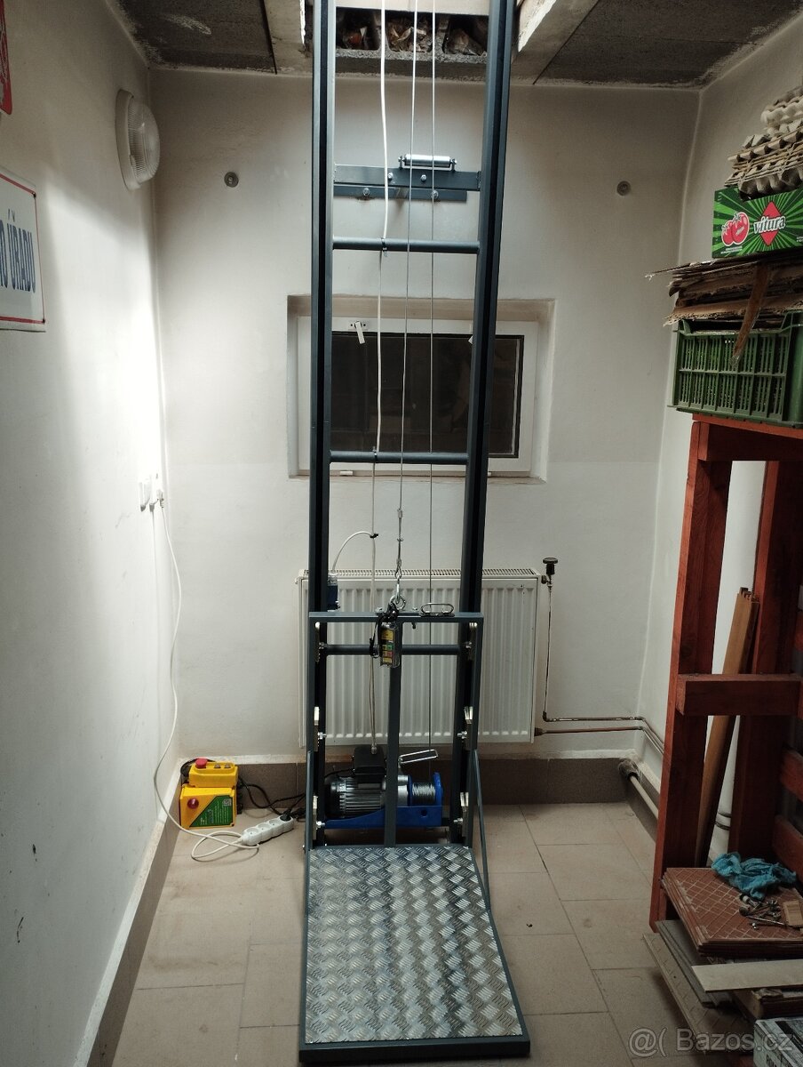 Plošinový výtah ke zdi vrátek zvedák - 15