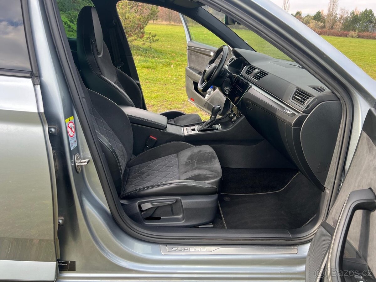 ŠKODA SUPERB KOMBI 1.4 TSi iV SPORTLINE - 15