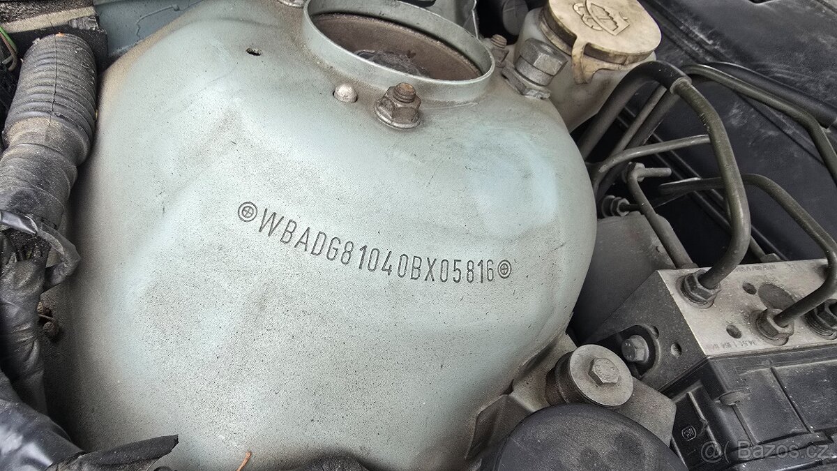 Prodám BMW E39 525tds touring vyrobené 2000 s automatem. - 15