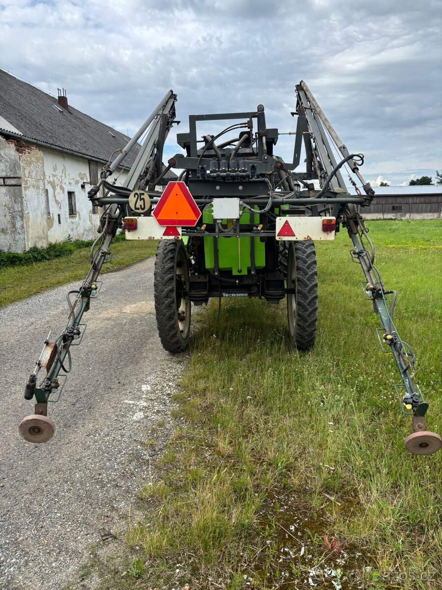 Postřikovač TECNOMA - 15