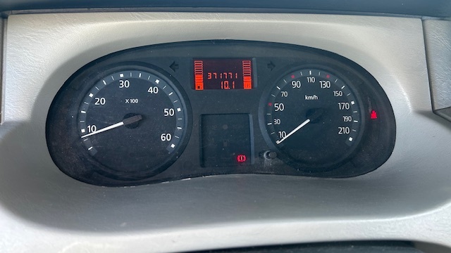 Trafic 2,0DCi 84kW - 15