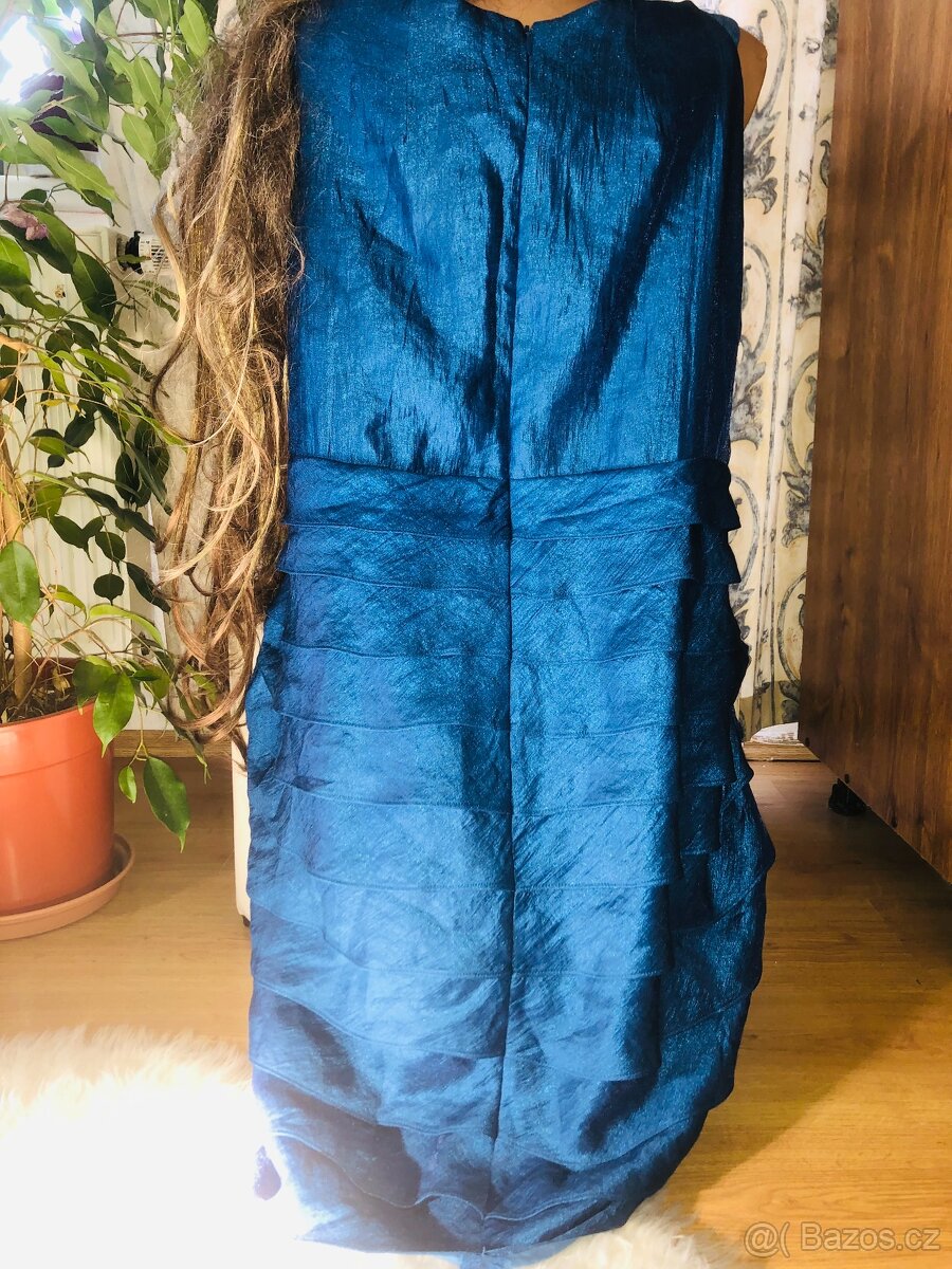 plesovesaty# spolecenske# maturitni# smaragdove# XL/XXL - 15