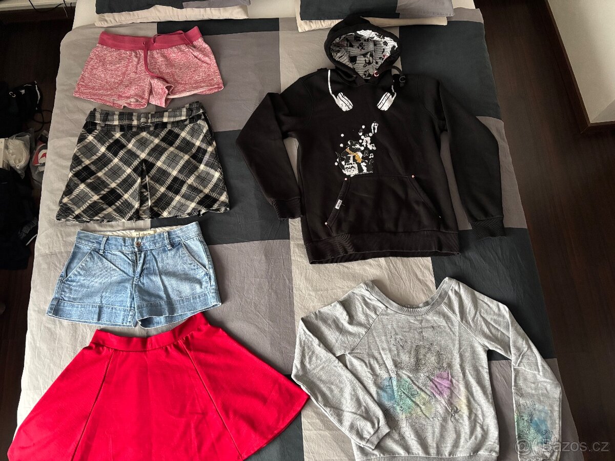 Mix oblečení - 15