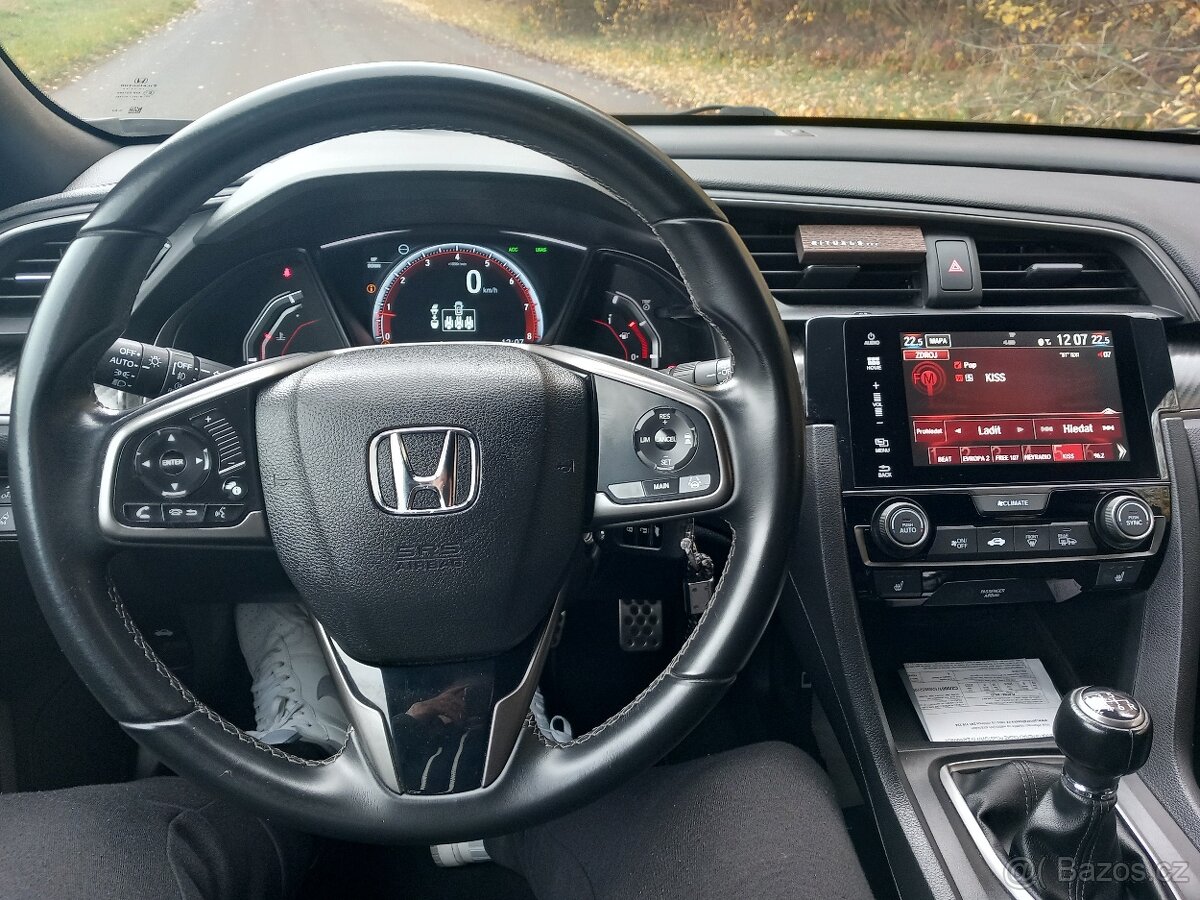 Honda Civic 1.5i VTEC Sport Plus 134 kW Manuál - 15