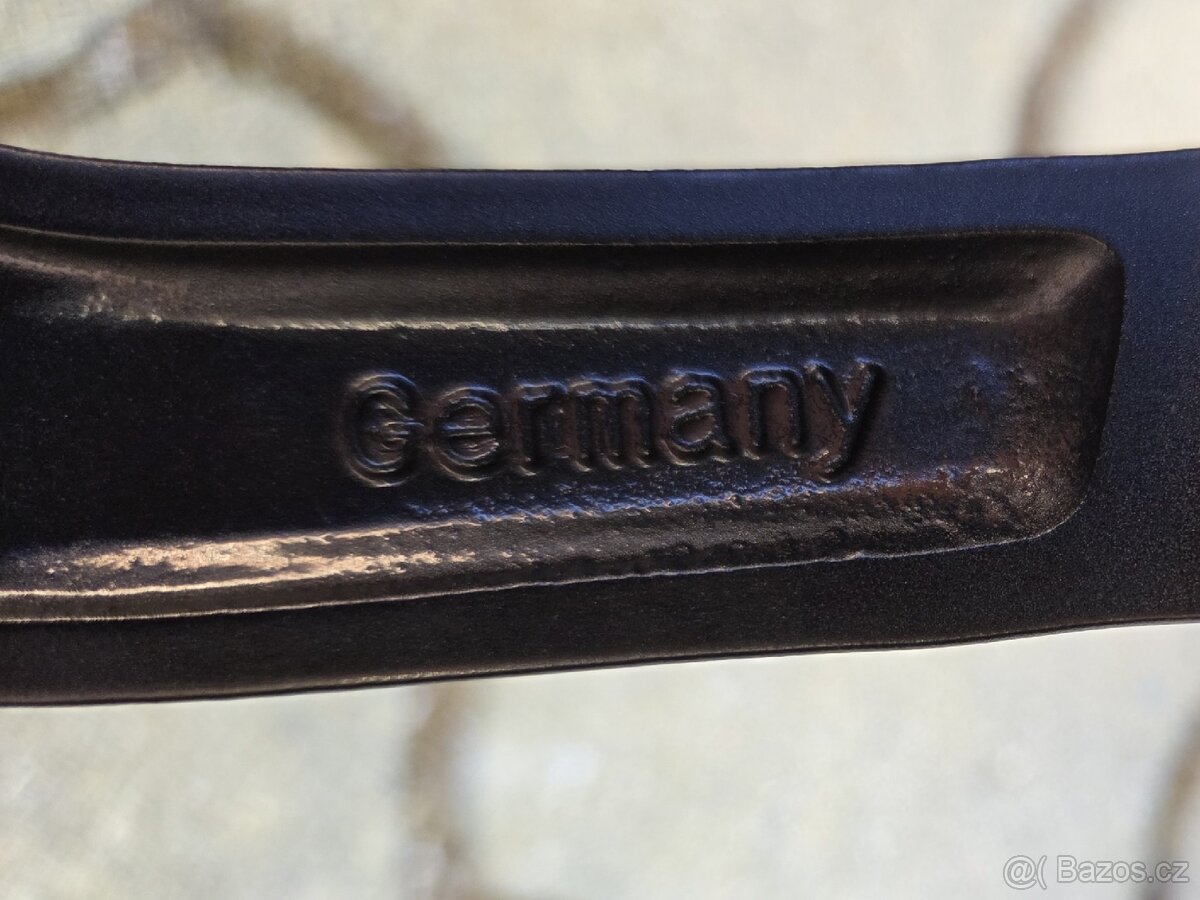 Pěkná zimní sada BMW X1 F48 17" 5x112 pneu 225/55/17 VITO - 15