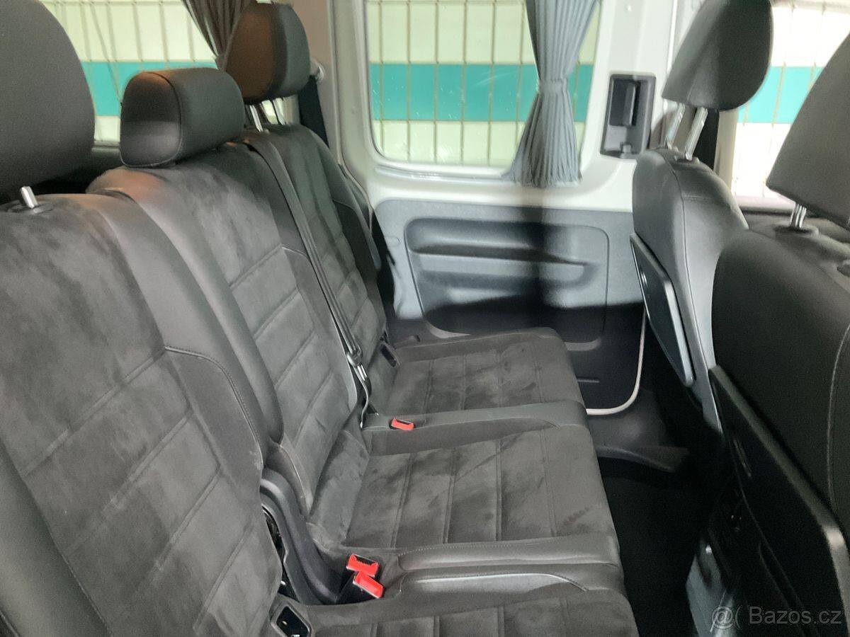 Caddy Maxi 2.0TDI Highline,tažné,serviska,výhřev - 15