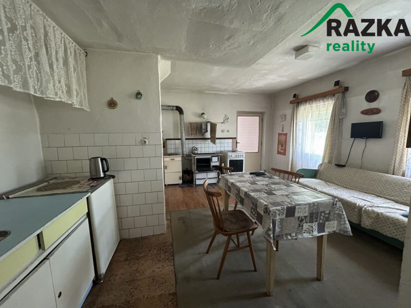 Prodej rodinného domu se zahrada a garáží -... - 15