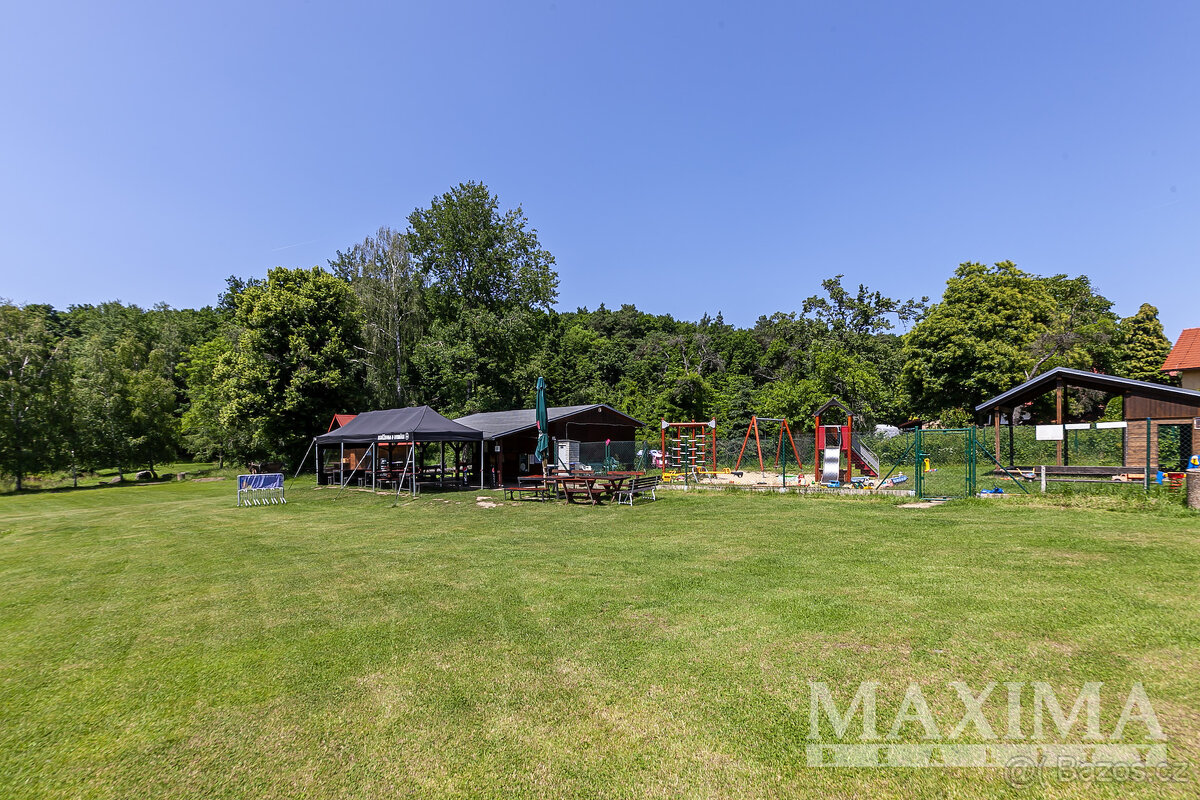 Dům 5+kk o ploše 200 m2 - Černé Voděrady, Černé Voděrady - 15