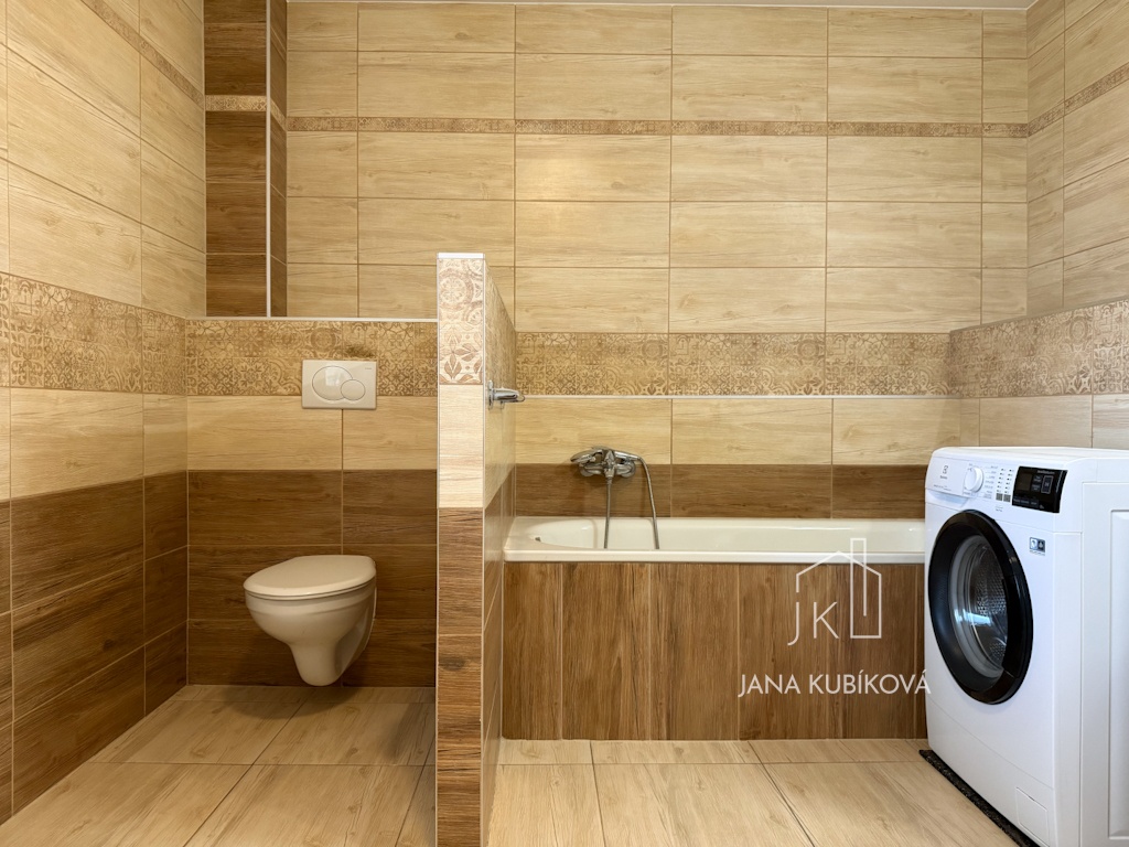 Prodej prostorného domu v Kyjově - 15