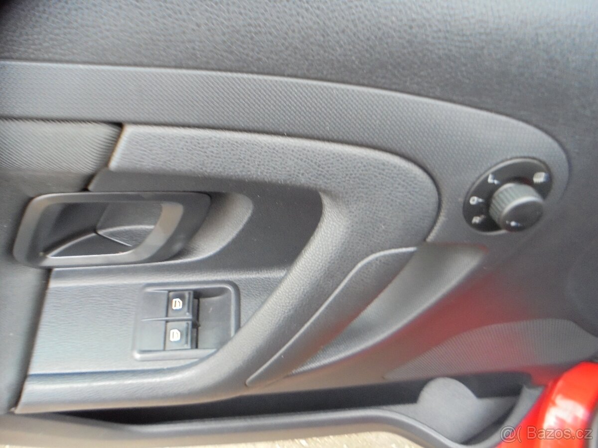 Škoda Fabia 1.2 HTP Facelift - 15