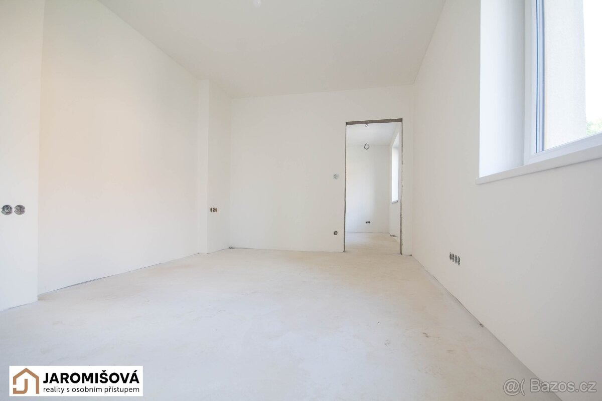 Prodej rodinného domu 107 m², pozemek 469 m² - 15