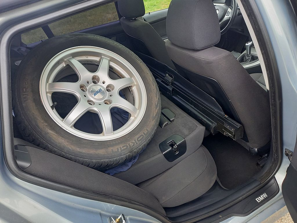 BMW 320i digiklima+alu+Navi - 15