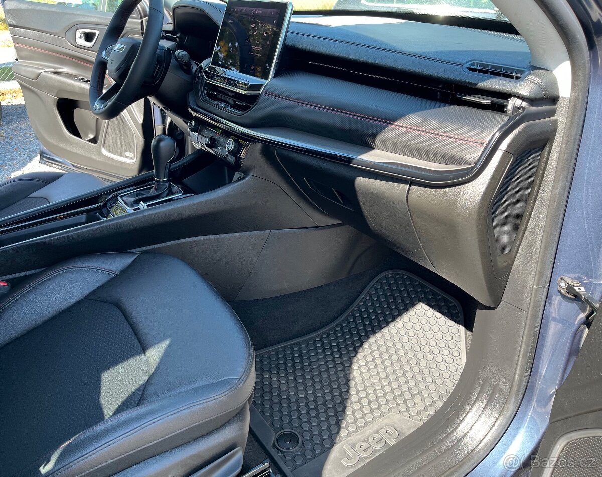 Jeep Compass Trailhawk 4Xe 1.3i PHEV 177 kW Plug-in hybrid - 15