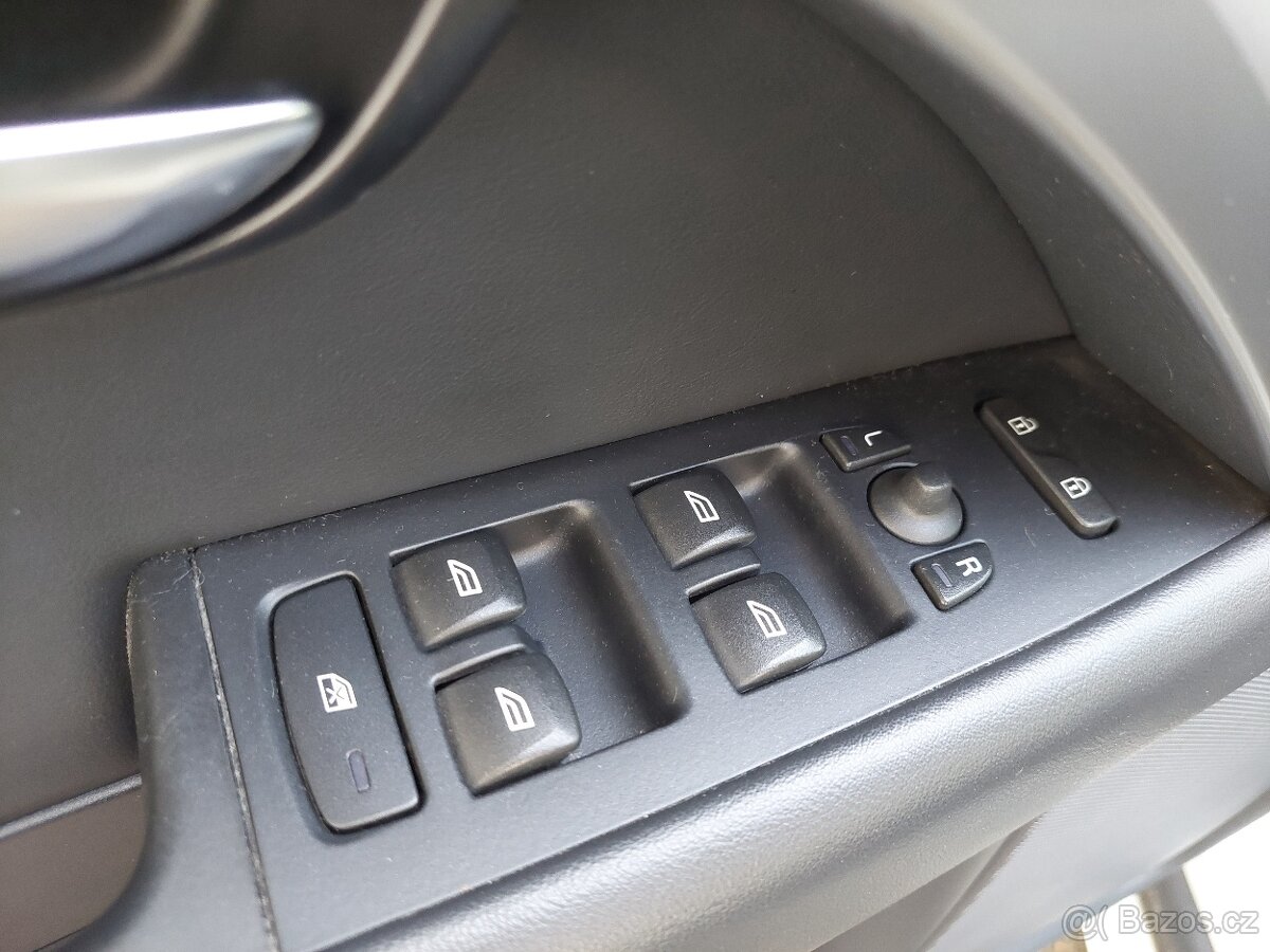 Volvo V70, 2.0D 133kw L+Z kola - 15