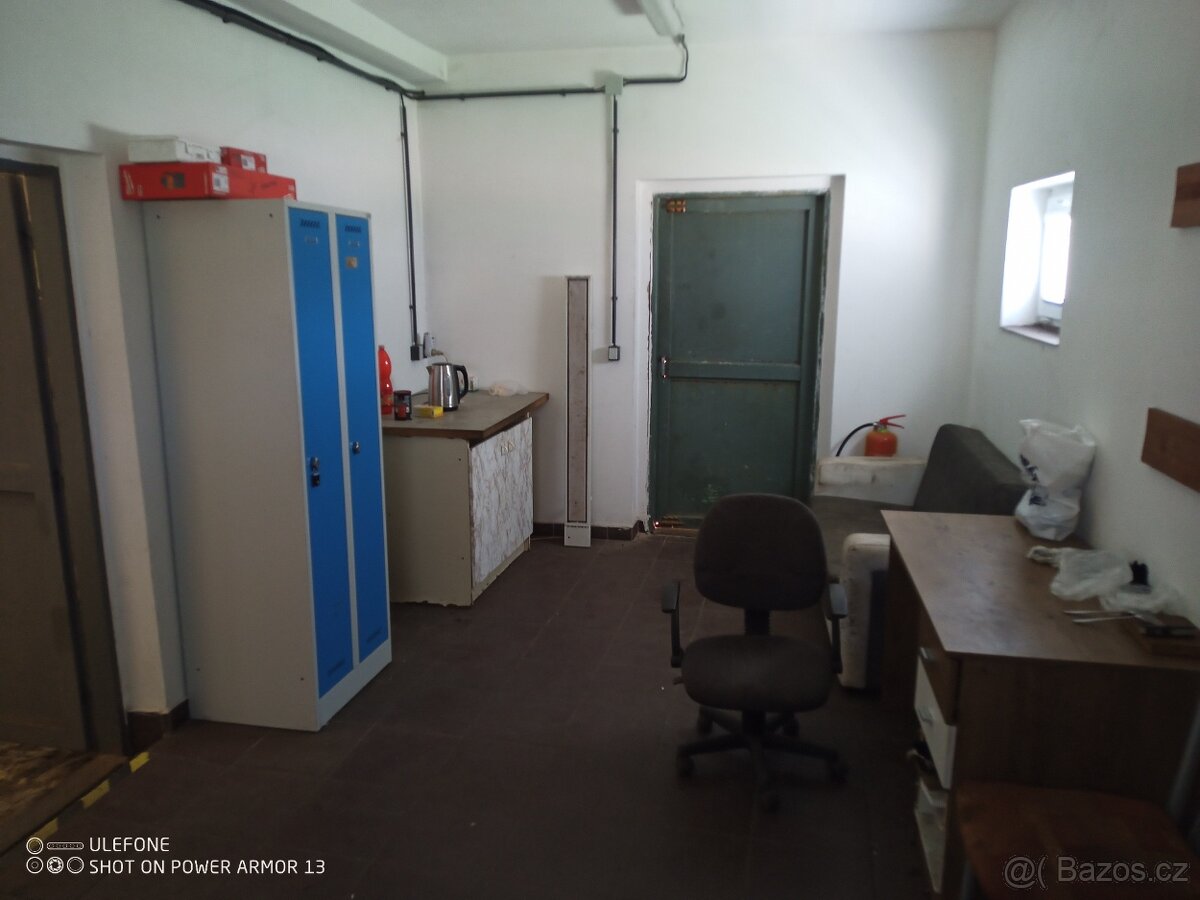 Pronájem/prodej výrobní a skladové haly v Dašicích 2500m2 - 15