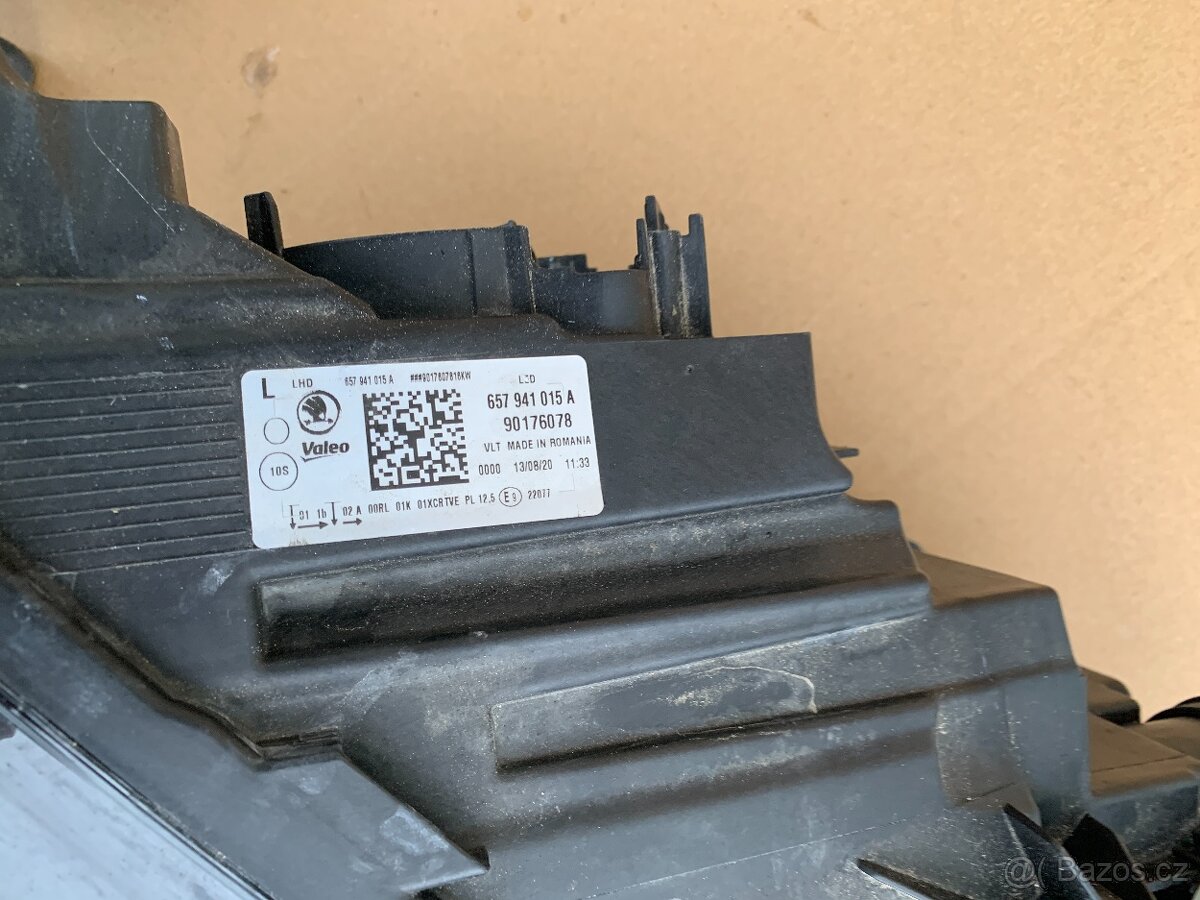 predni led svetla xenon skoda scala levy pravy - 15