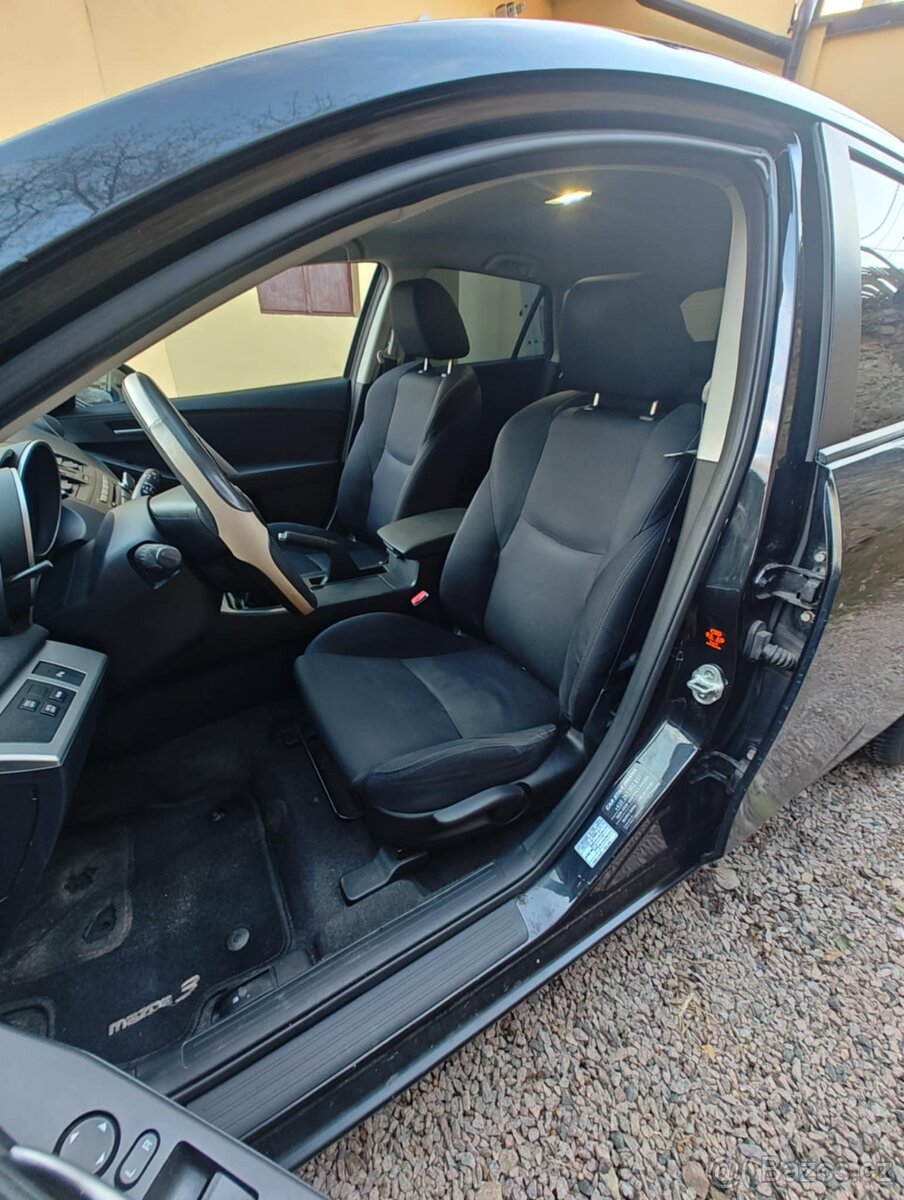 Mazda 3 - 15