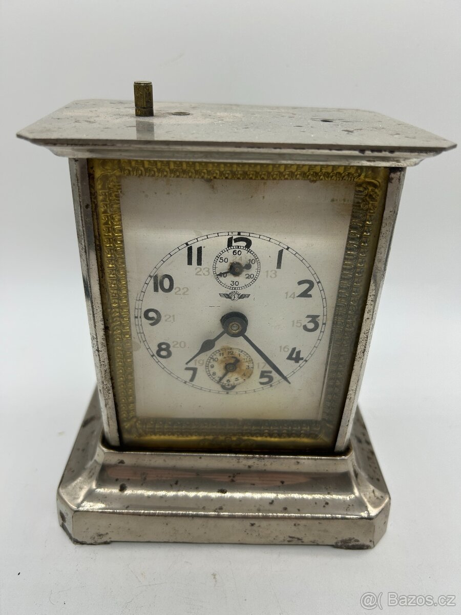 Sběratel nabízí staré budíky - 15