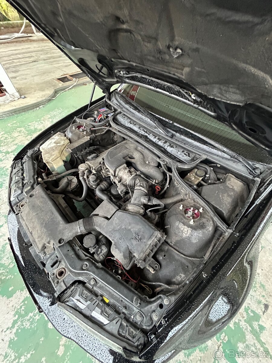 Bmw e46 coupe 1.8 - 15