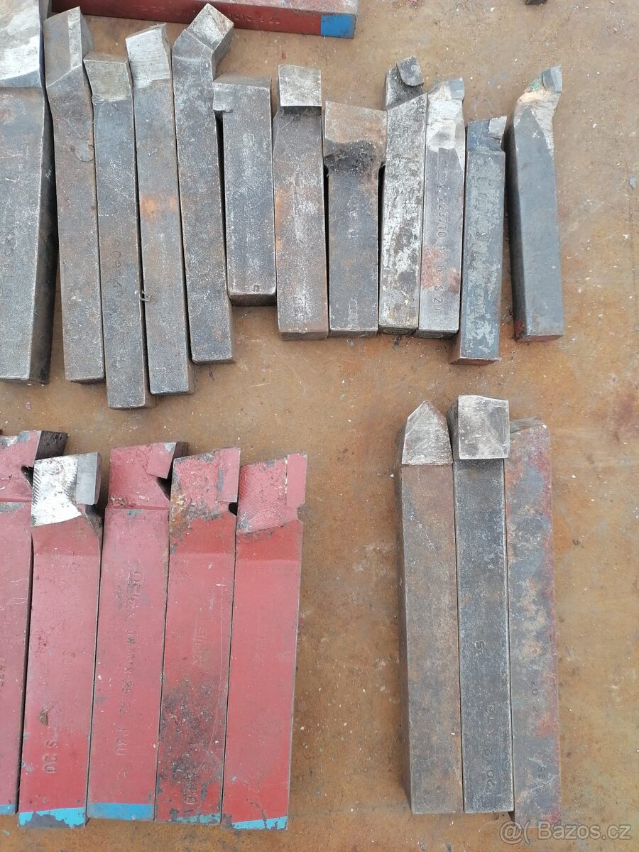 Soustružnické nože - 15