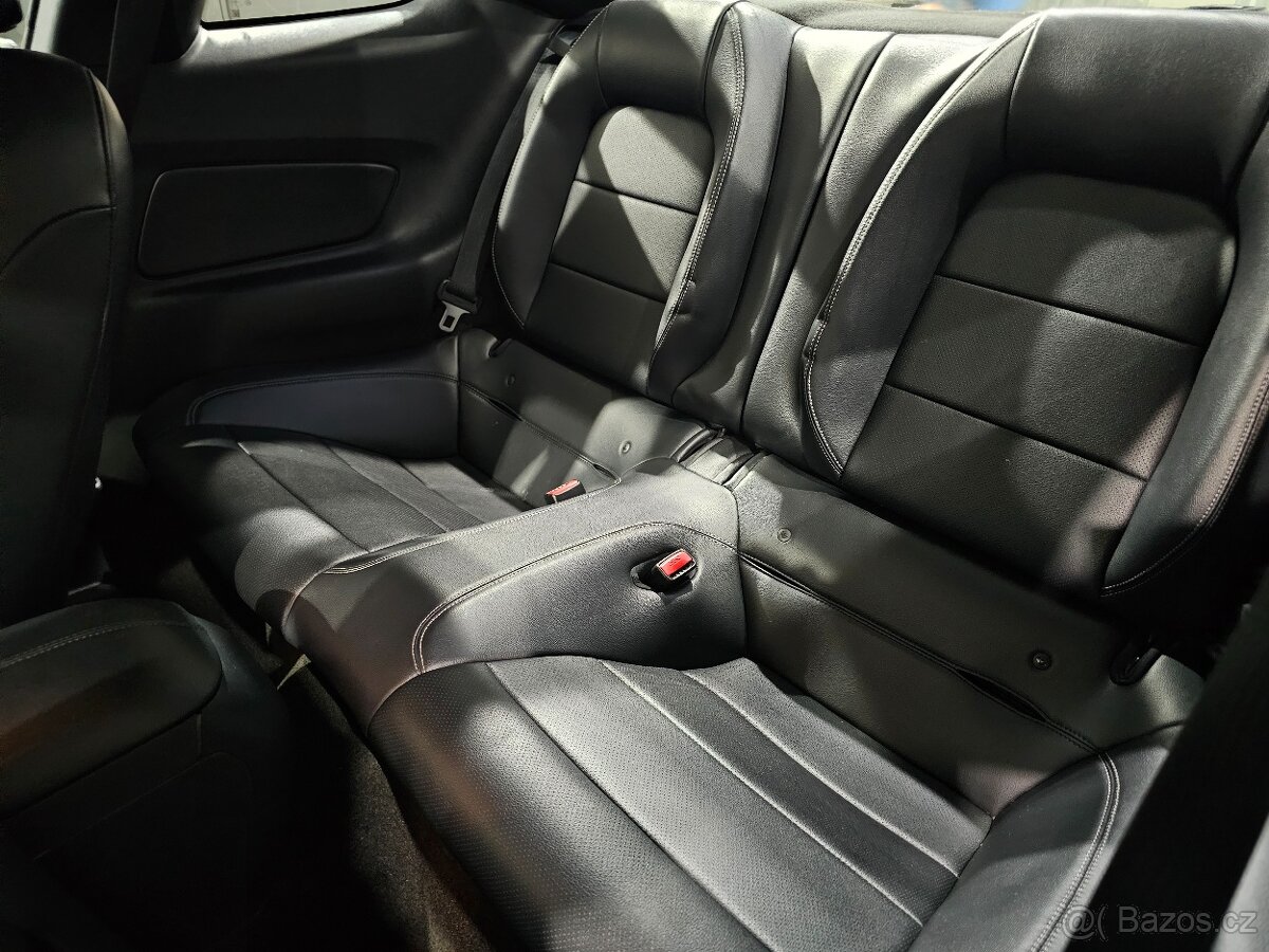 Ford Mustang, 5.0 GT V8 313 kW Manuál - 15