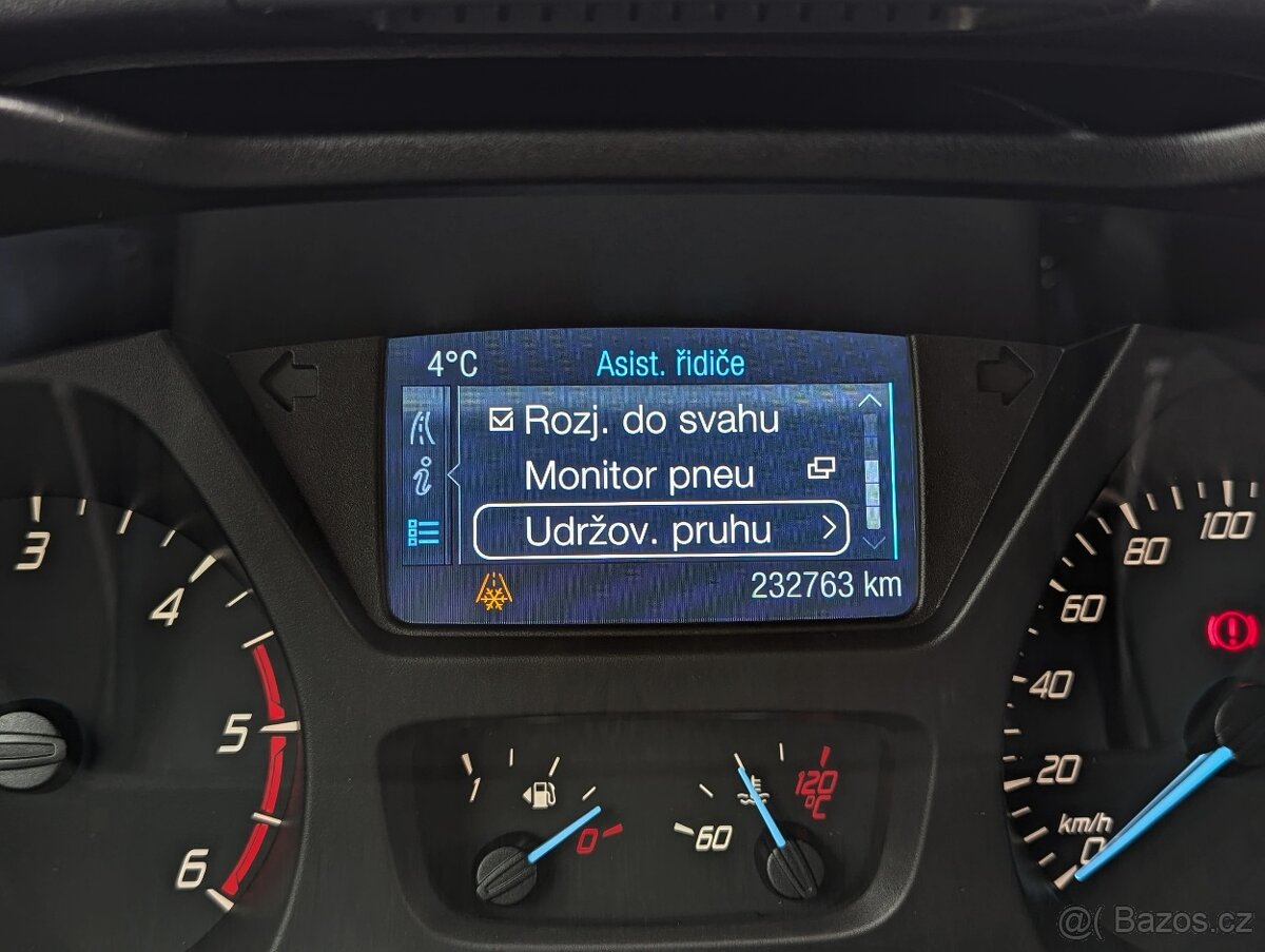 Ford Tourneo Custom 2.2TDCi 114kW 9 MÍST TITANIUM, KAMERA - 15