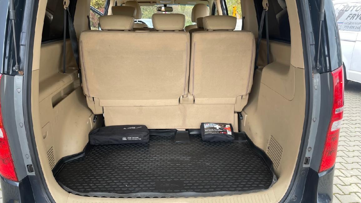 Hyundai H 1, 2,5 CRDI 8MÍST / AUTOMAT / AC, RV 4/2015 - 15