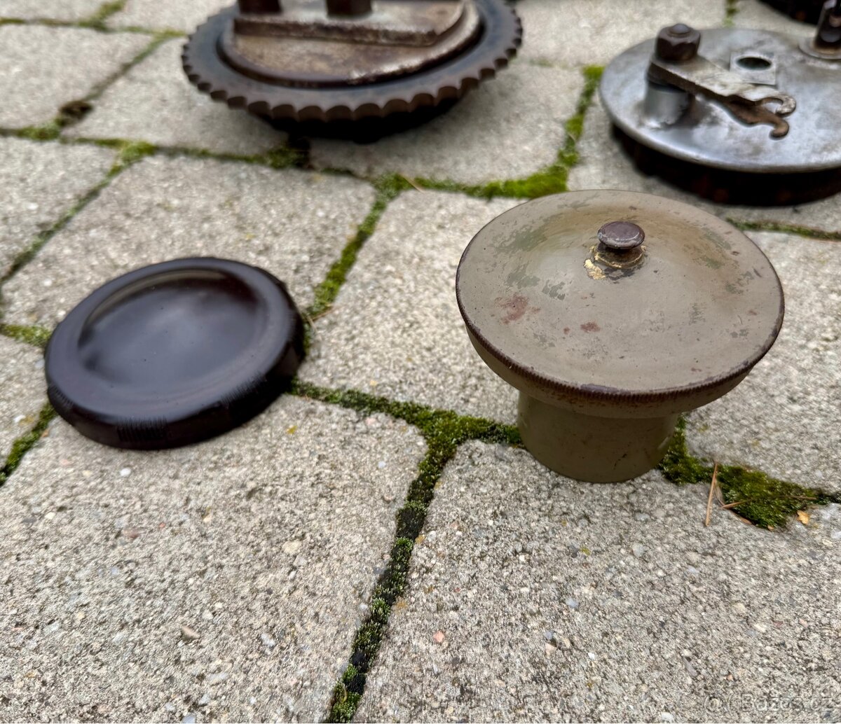 ČZ 125 B T 125 150 C - díly - 15