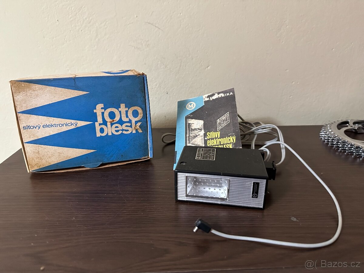 SMENA 8M s bleskom - 15