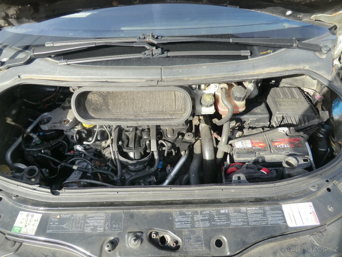 Renault Espace, 2.2HDi 110kW 7 MÍST AC TAŽNÉ ZAŘÍZENÍ - 15