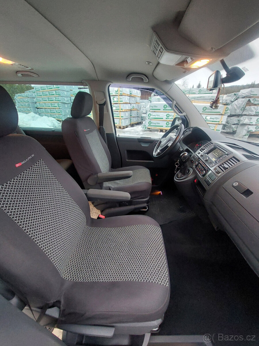 Volkswagen Caravelle - 15