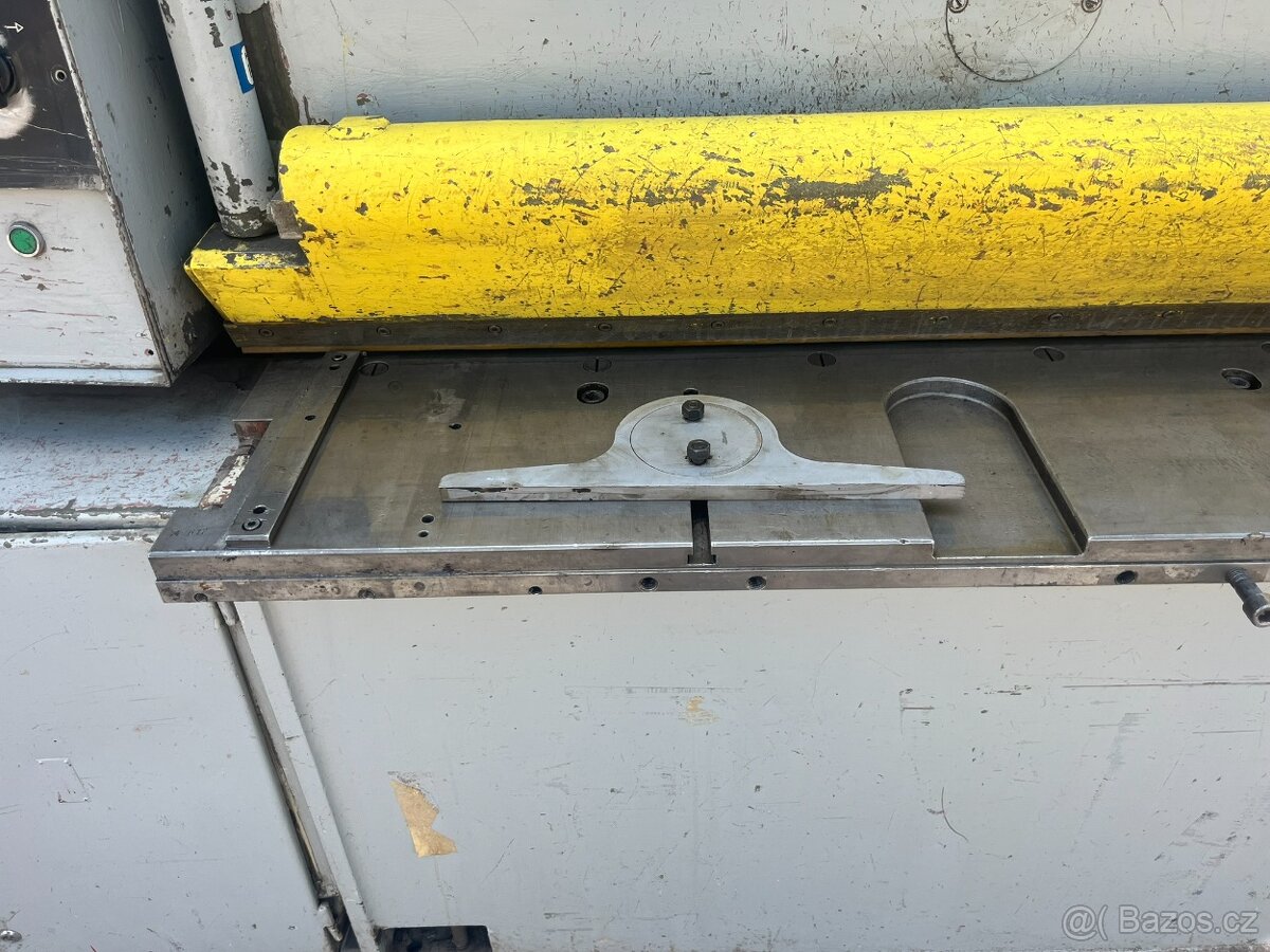 Nůžky tabulové 2500/4 - 15