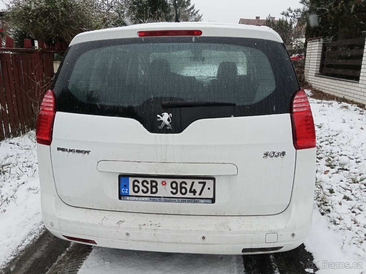 Peugeot 5008 2.0Hdi 110kw rok 2014 - 15