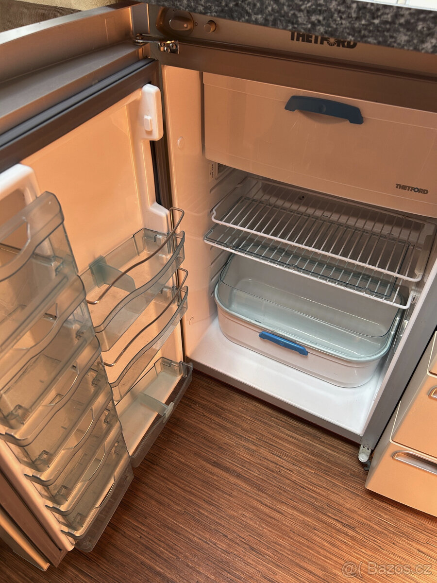 Hobby Prestige 495 UFe, MOVER, RADIO - 15