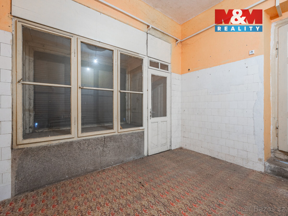 Prodej rodinného domu, 226 m², Votice, ul. Pražská - 15