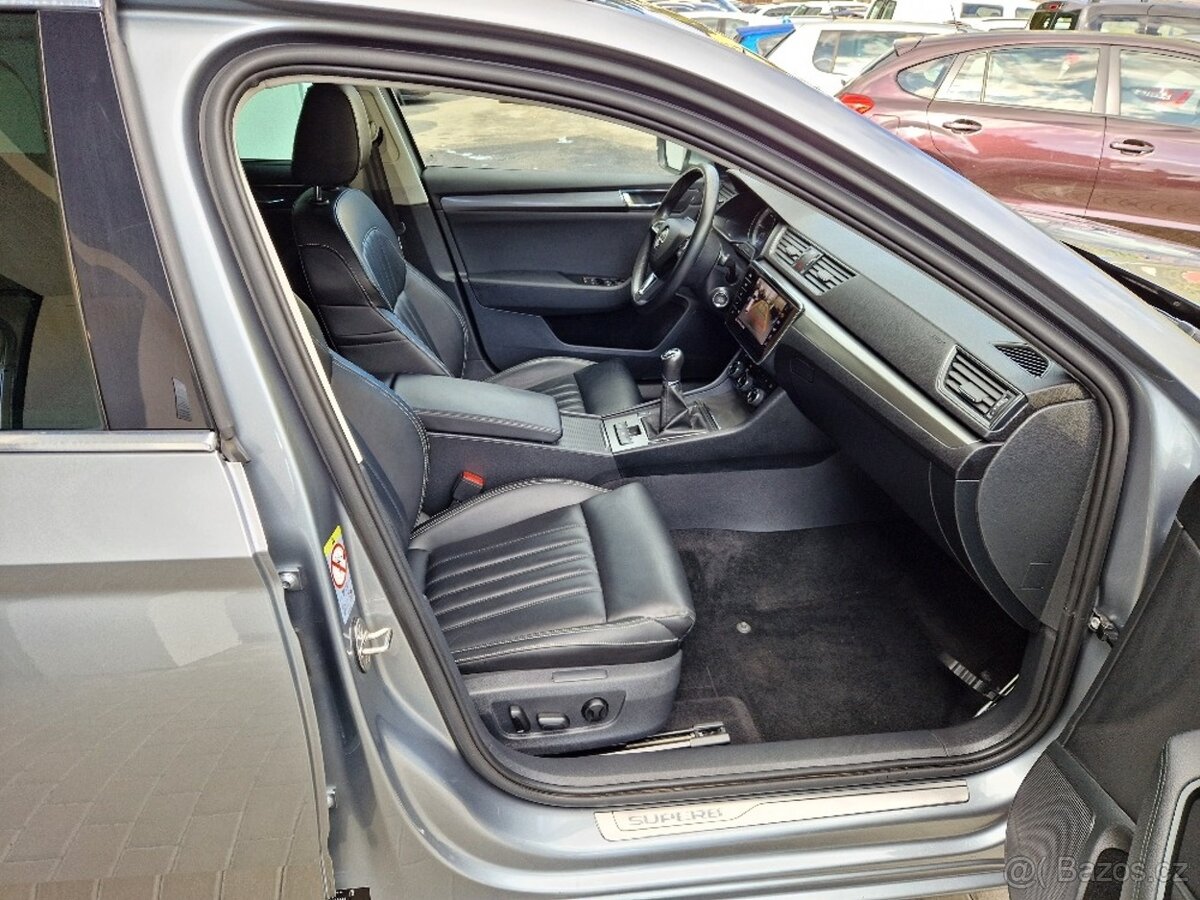ŠKODA Superb, 2.0 TDi Style, vyhřívaná zadní sedadla, LED - 15