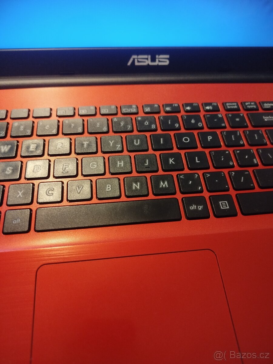 Asus X555l - Intel i5, Nvidia, 500GB, Win10 - 15