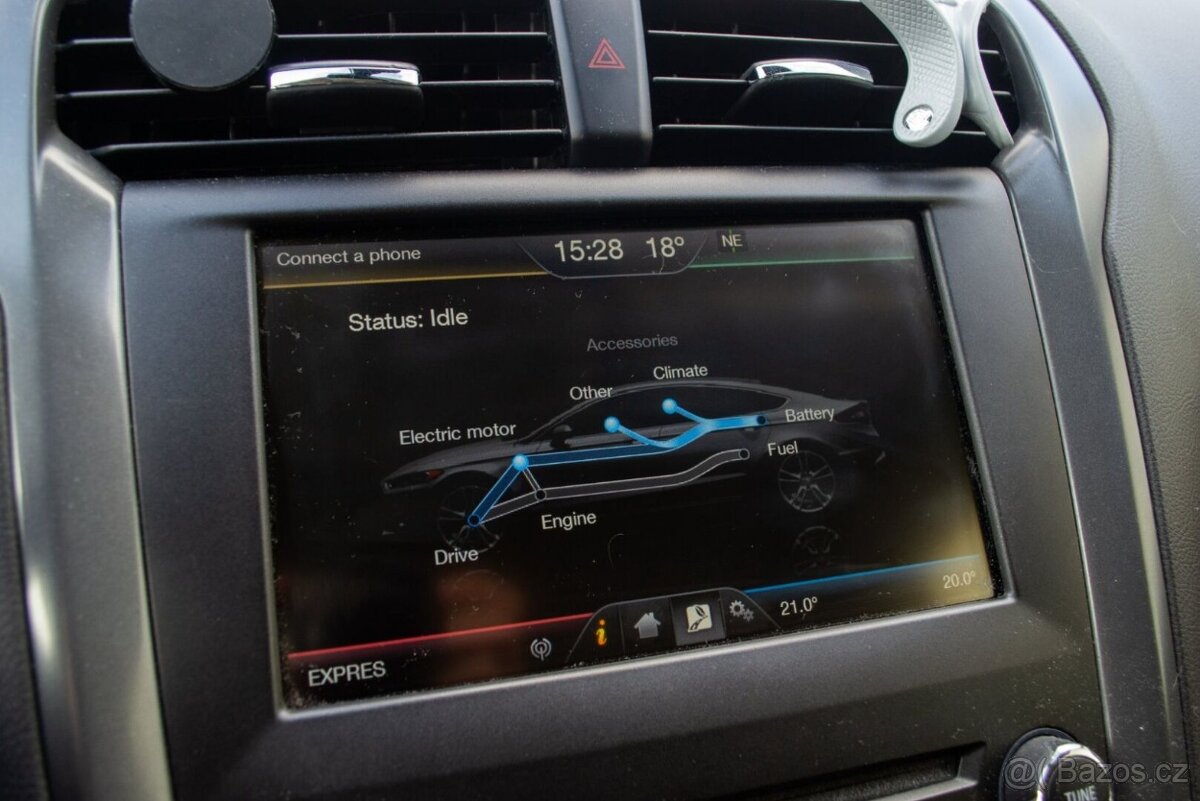 Ford Mondeo 2.0 Hybrid Titanium ODPOČET DPH - 15