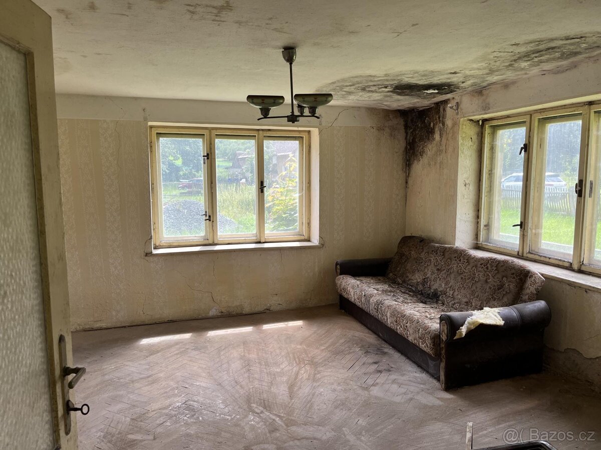 Prodej domu k demolici s krásným pozemkem o výměře 2095 m2 v - 15