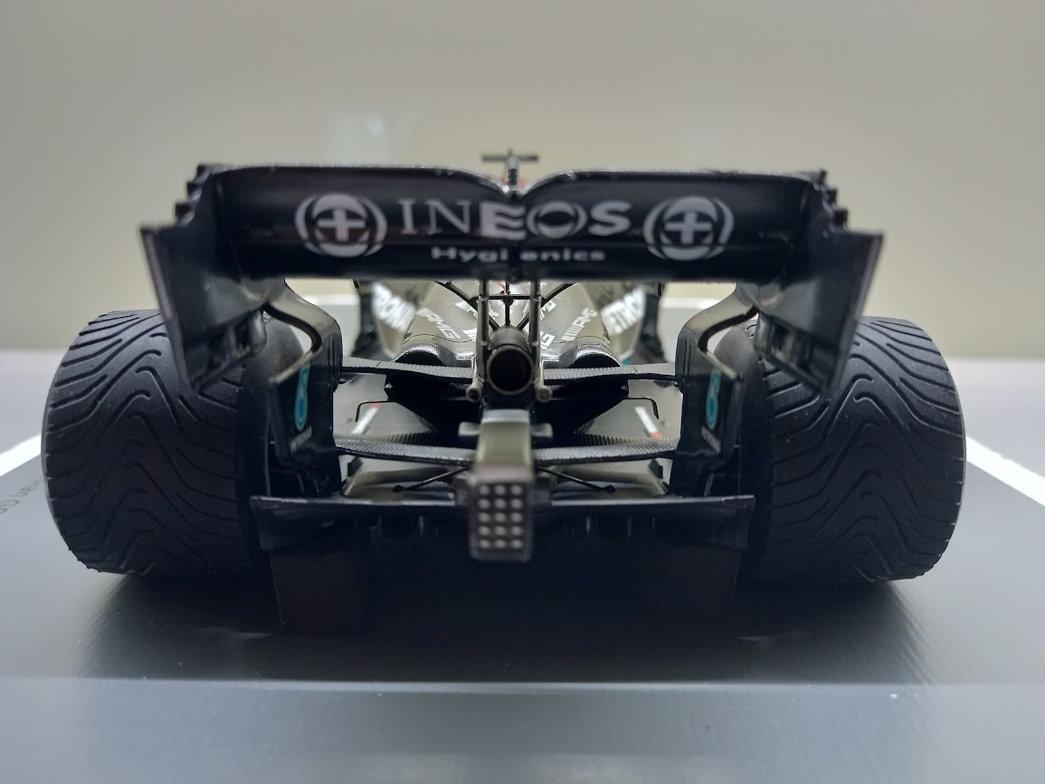 F1 MERCEDES W12 HAMILTON VÍTĚZ GP RUSKA 2021 SPARK 1:18 - 15