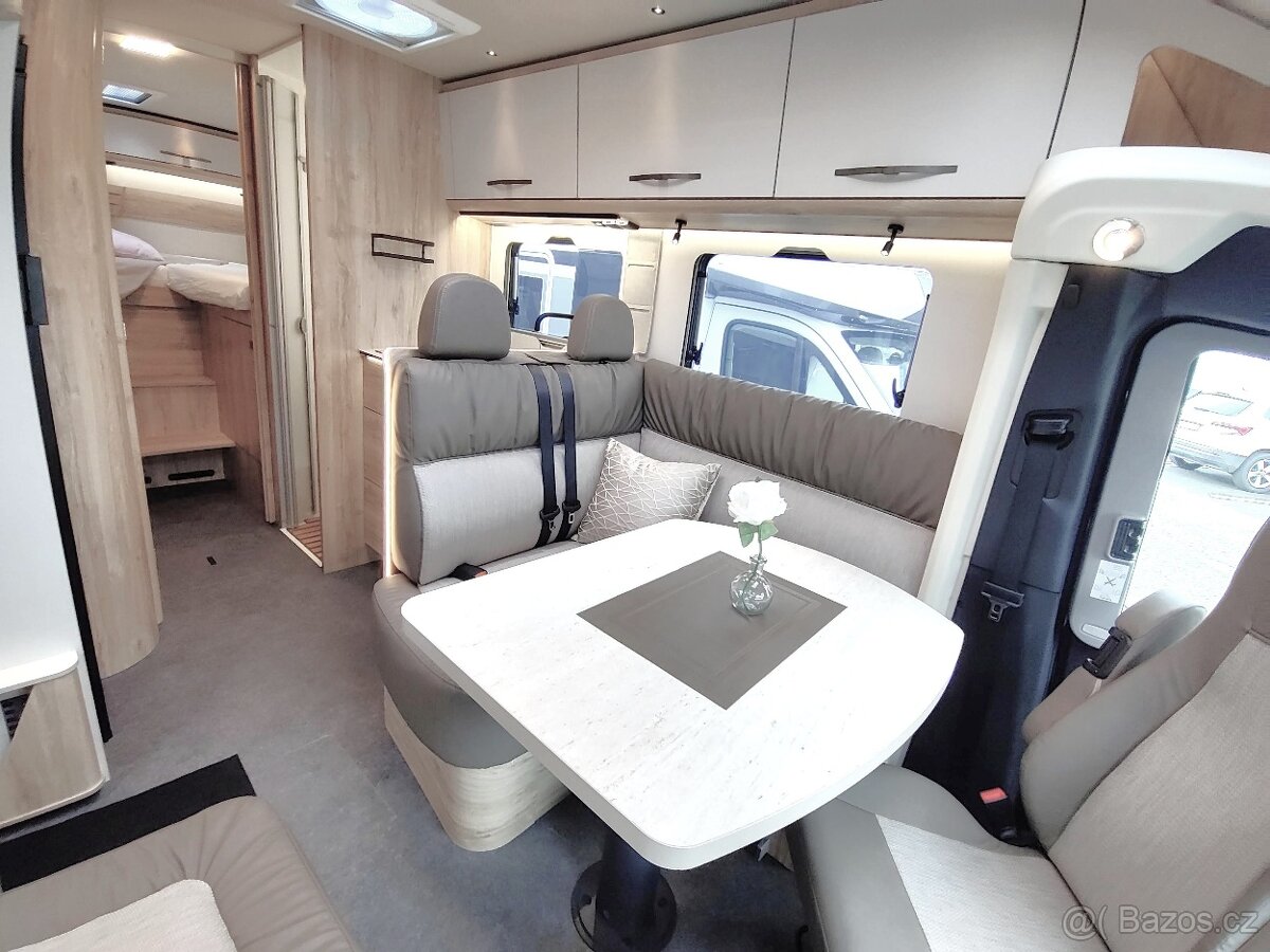 EURA MOBIL PT 726 EB NOVÉ SKLADEM - 15