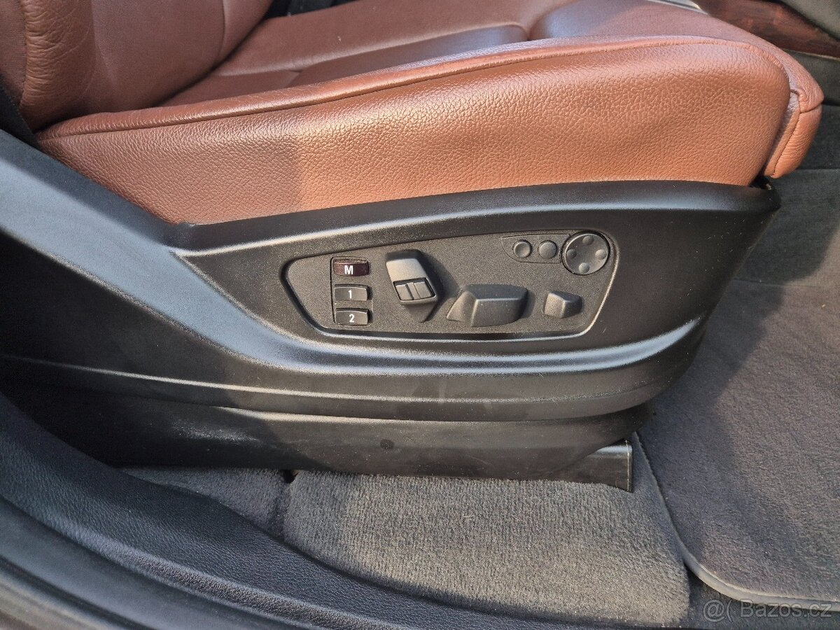 BMW X5 4.0d 225KW BI XENON x DRIVE ALU 20 PRAV SERVIS - 15