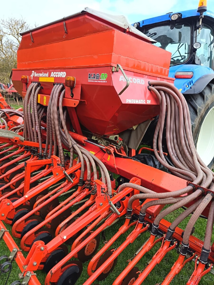 Secí stroj-Accord Pneumatic DV6 - 15