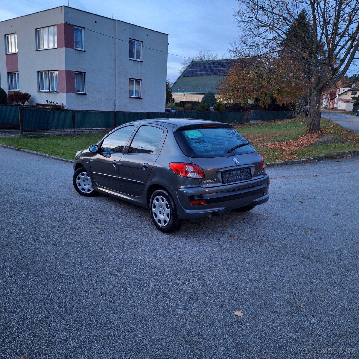 Peugeot 206+ Trendy 1,1i Dovoz Rakousko najeto 76t.km. - 15