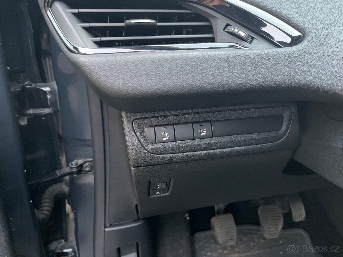 Prodám Peugeot 208 1,2 PureTech 82 S&S - 15