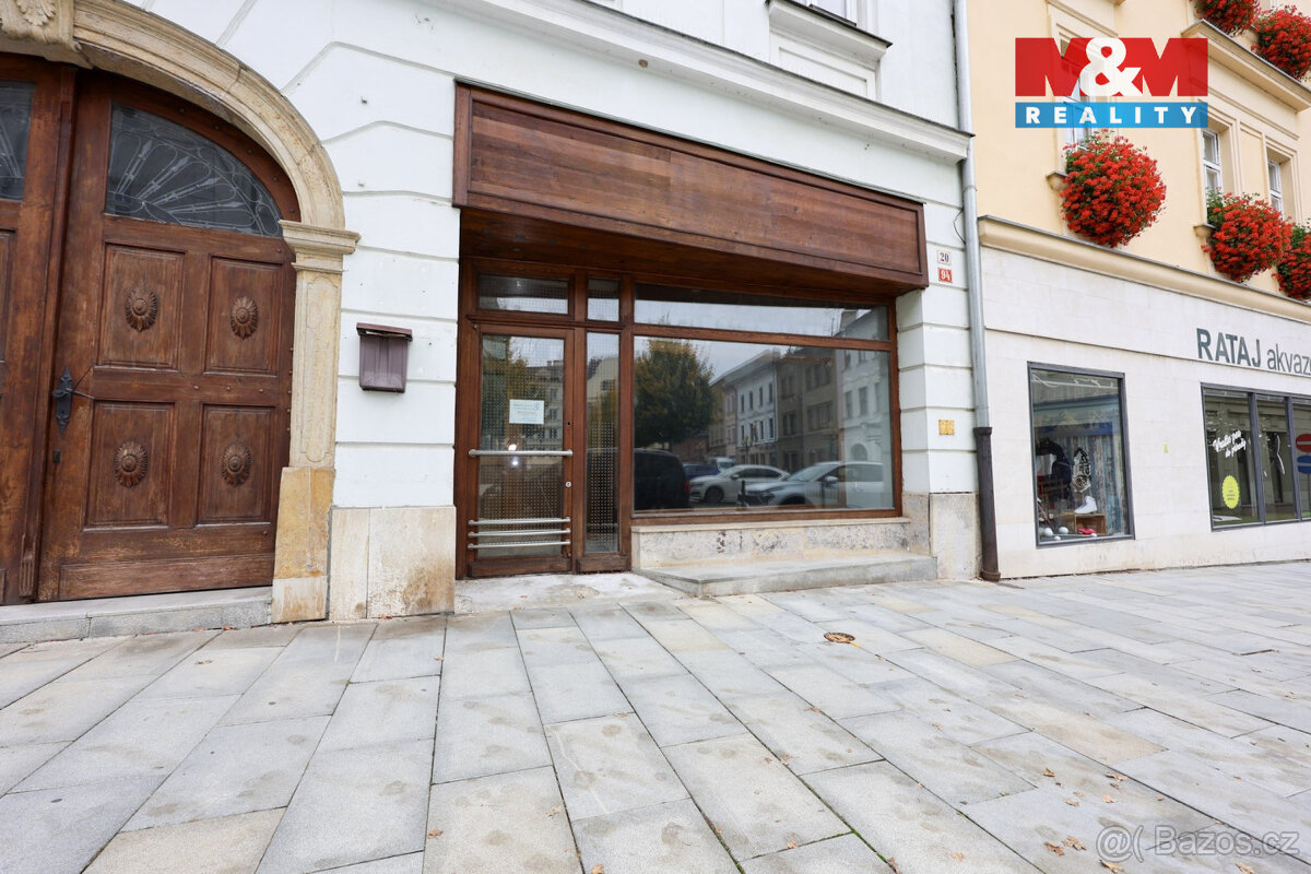 Prodej nájemního domu, 1160 m², Šumperk, ul. nám. Míru - 15