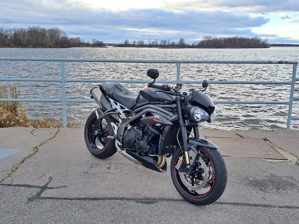 Triumph Speed Triple 1050 RS - 15