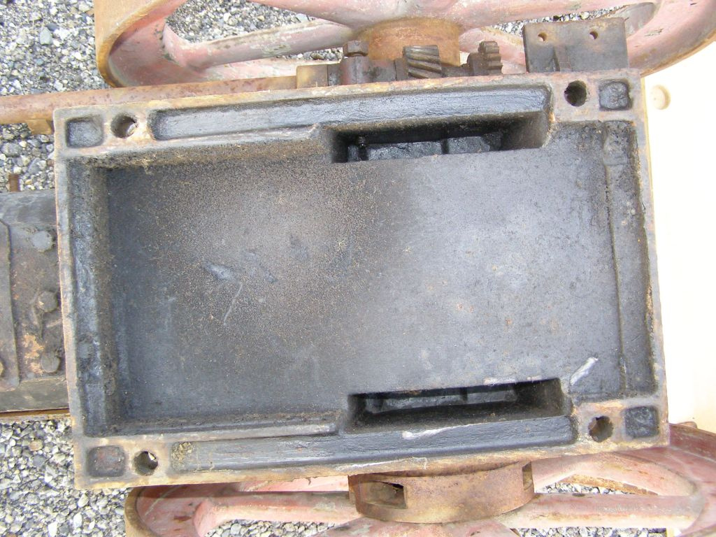 Prodám stabilní motor Benz 4-5 HP - 15