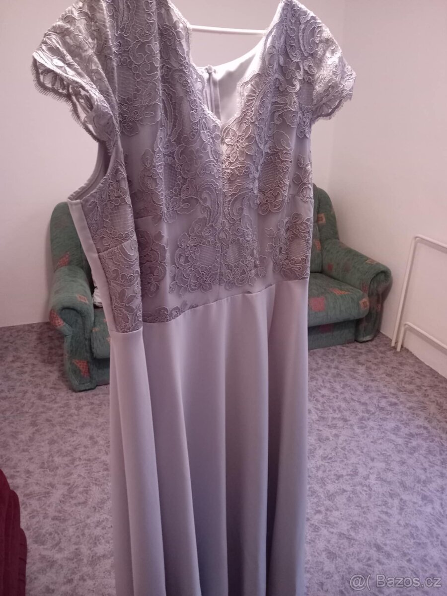 Prodám 3x šaty a 2x páry bot (svatební a plesové) + doplňky - 15