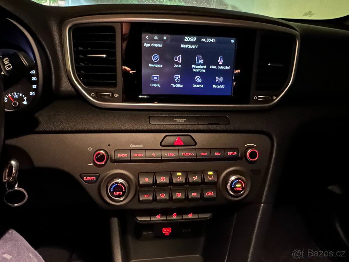 Kia Sportage benzín 1,6 (97 kW), 2019, nájezd 28 869 km - 15